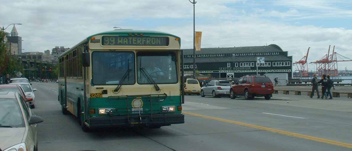 King County Metro Gillig Phantom Waterfront 3249